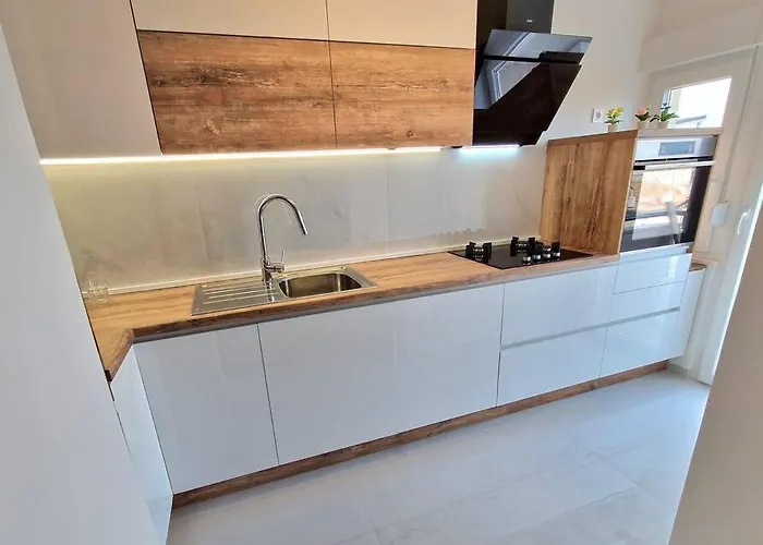 Nps - Only 10 Minutes From The *