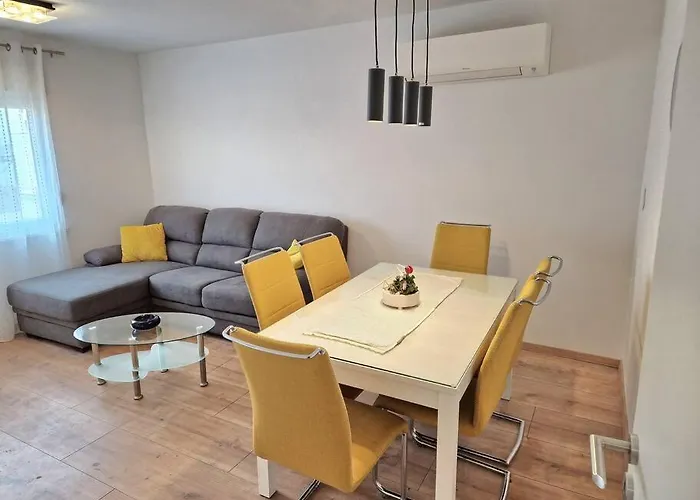 Nps - Only 10 Minutes From The *